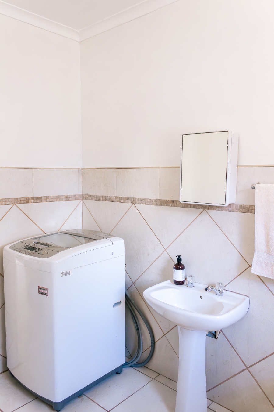 3 Bedroom Property for Sale in De Kelders Western Cape